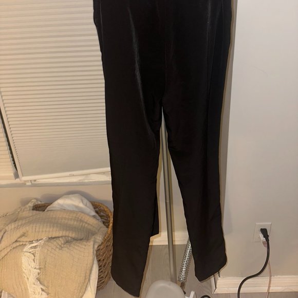 Silk-like Pleated Dress Pants with Sash, 7/8 length, Marciano - Picture 3 of 6